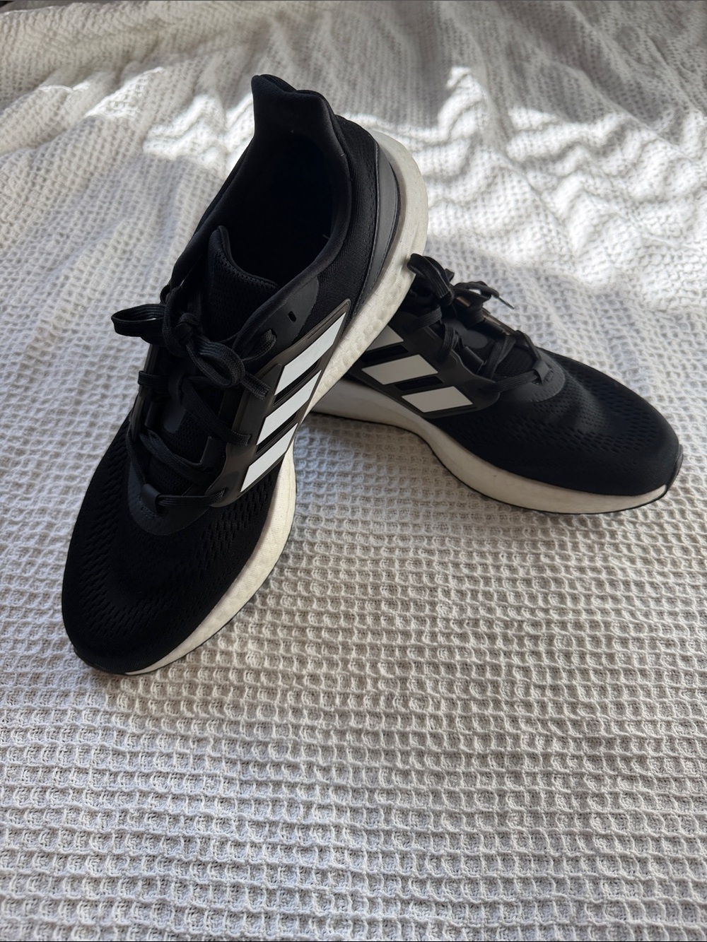 adidas Men's Black and White Athletic Sneakers